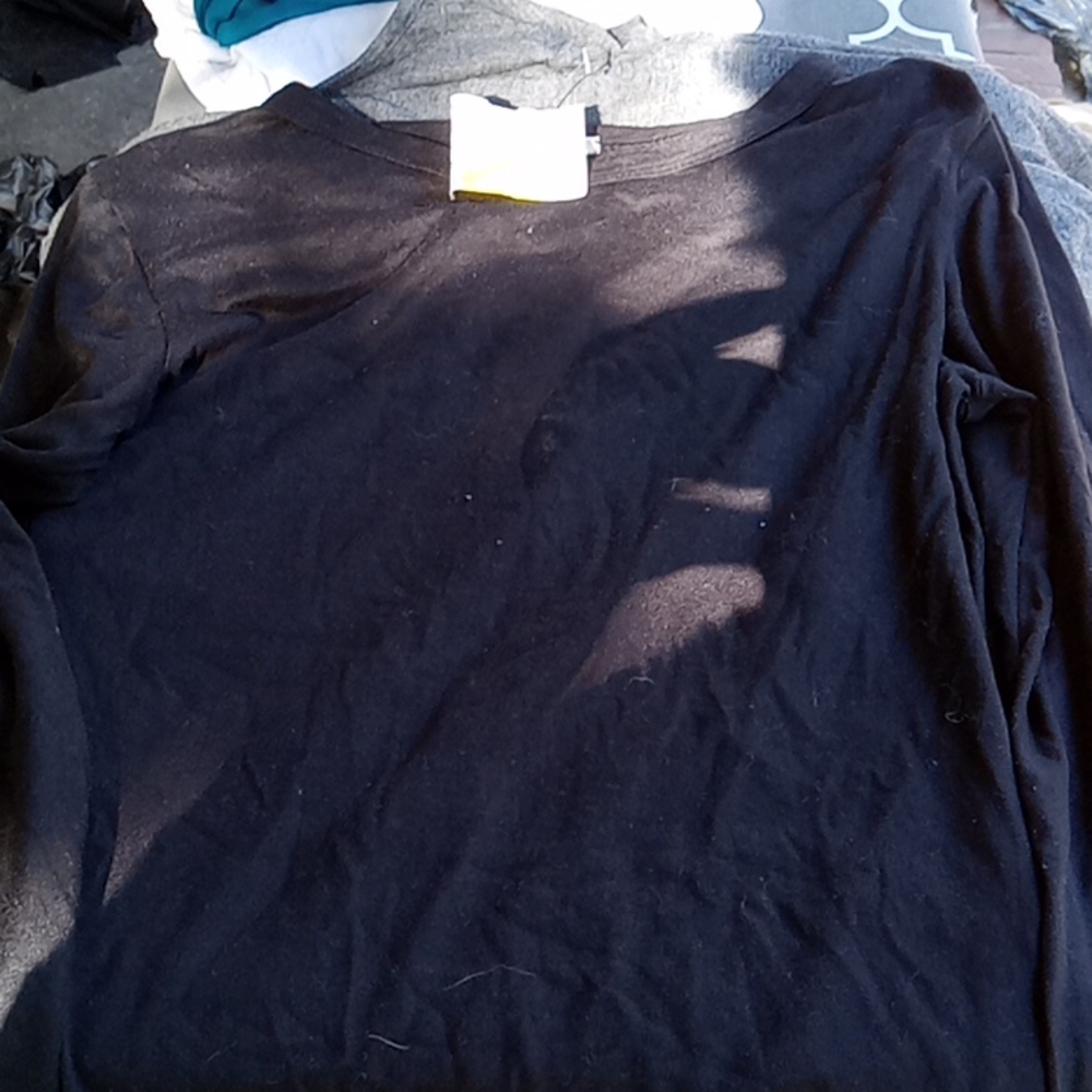 Shirts - Picture 3 of 3